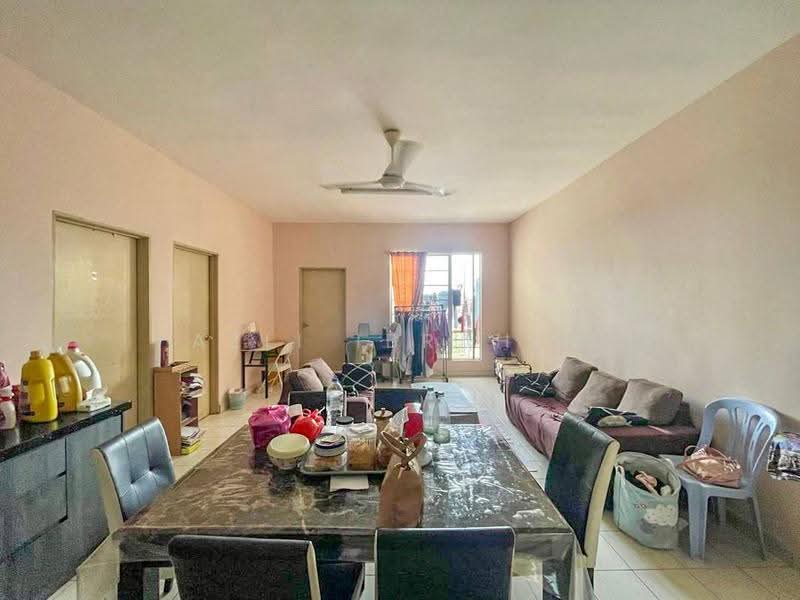 Condominium for Sale at Kondominium Kristal - Azli Ibrahim - Living Room - PropertyGuru.com.my