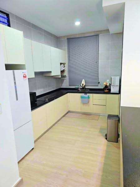 Kondominium untuk Dijual di Twin Towers - Angela Chong - Kitchen - PropertyGuru.com.my
