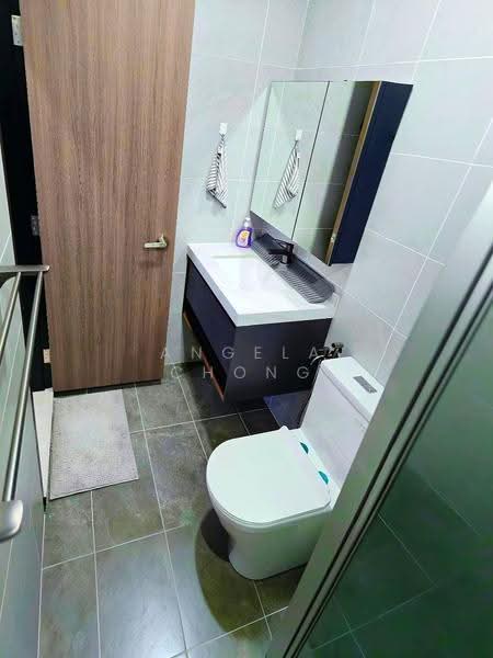 Kondominium untuk Dijual di Twin Towers - Angela Chong - Bathroom - PropertyGuru.com.my