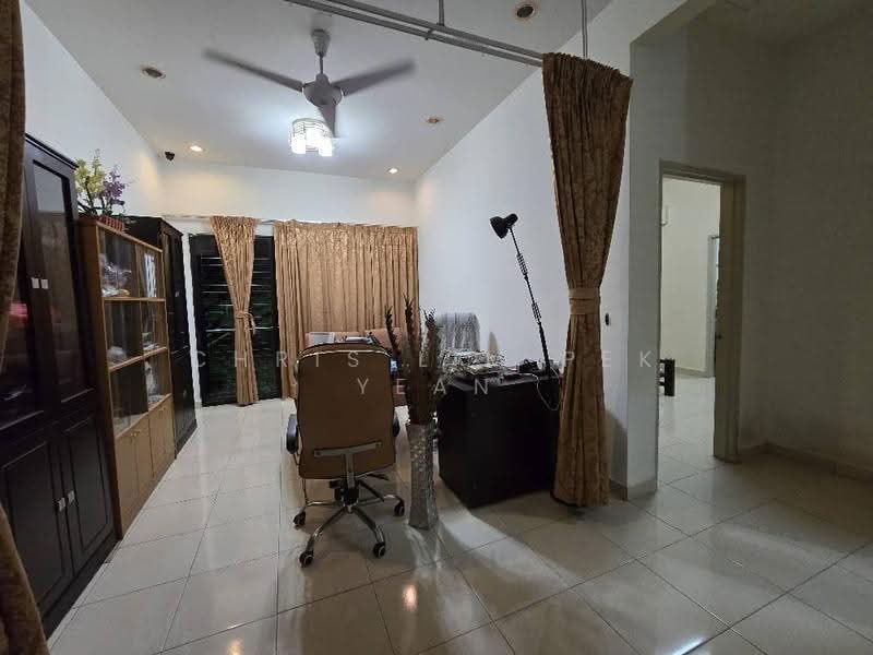 Semi-Detached House for Sale in Taman Vista Mutiara (Bandar Sungai Long) - Chris Lim Pek Yean - Study - PropertyGuru.com.my