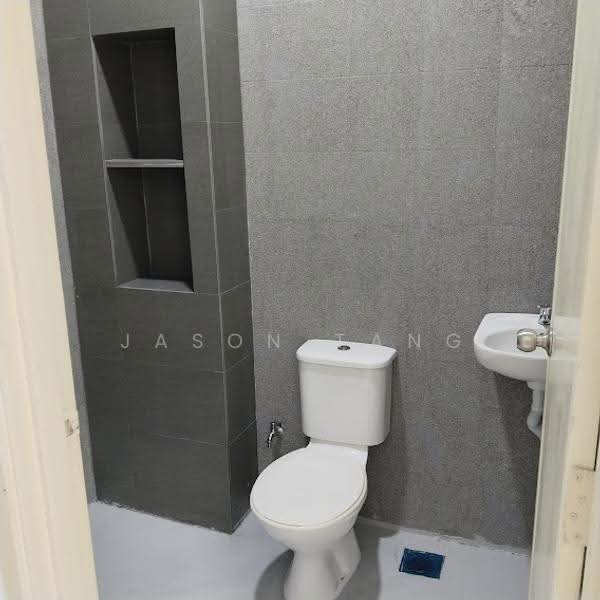 Rumah Teres untuk Disewa di Austin (Johor Bahru) - Jason Tang - Bathroom - PropertyGuru.com.my