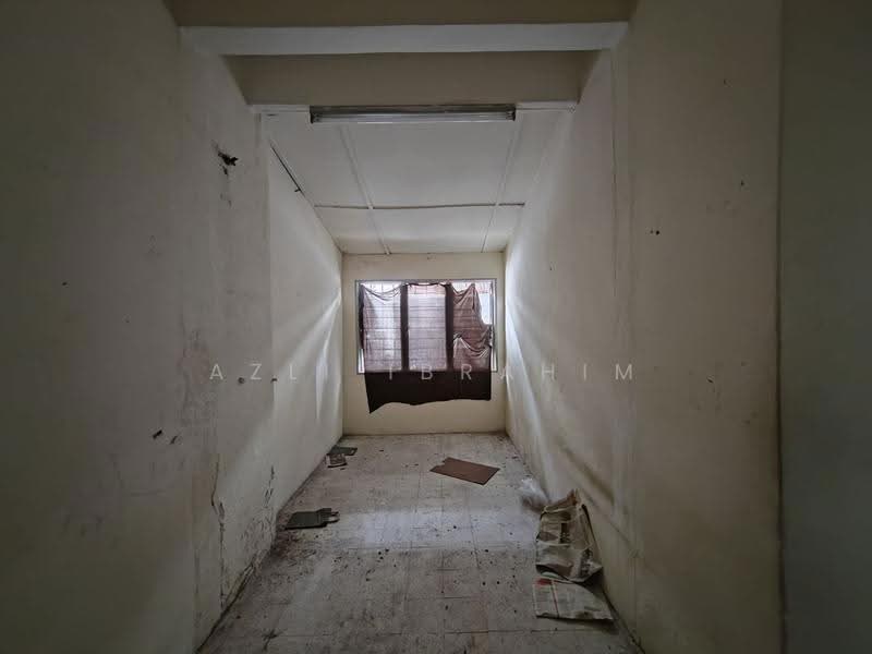 2-storey Terraced House for Sale in Taman Maluri (Cheras) - Azli Ibrahim - Interior - PropertyGuru.com.my