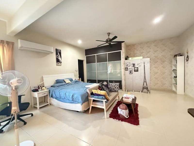3-storey Terraced House for Sale in Taman Bukit Prima (Cheras) - Kris Tan - Bedroom - PropertyGuru.com.my