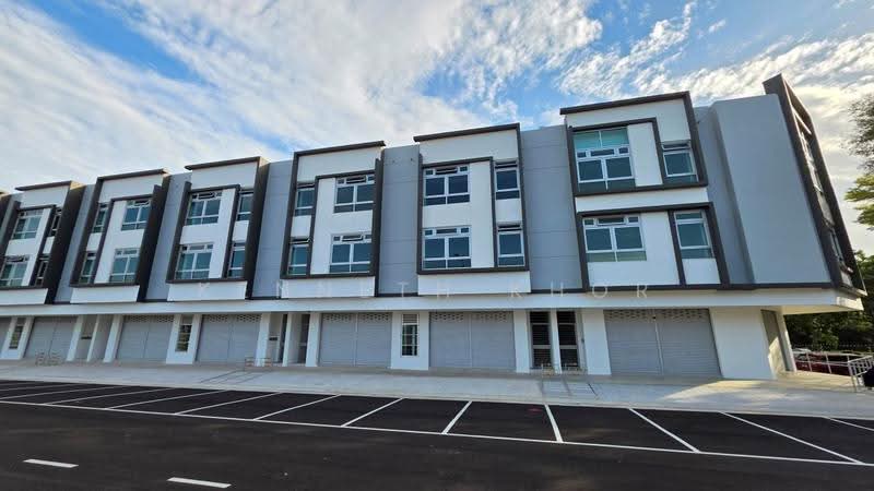 Shop for Rent in Johor Bahru (Johor) - Kenneth Khor - Exterior - PropertyGuru.com.my