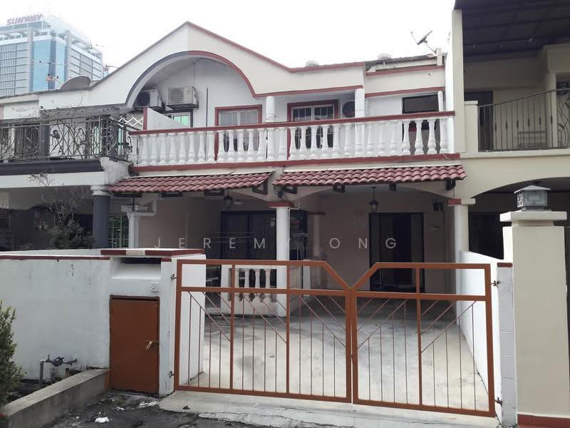 Rumah Teres 2-Tingkat untuk Disewa di Bandar Sunway (Sunway) - Jeremy Ong - Exterior - PropertyGuru.com.my