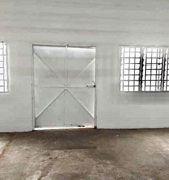 Terrace Factory for Rent in Taman Perindustrian Tampoi (Tampoi) - Serene Teh - Interior - PropertyGuru.com.my