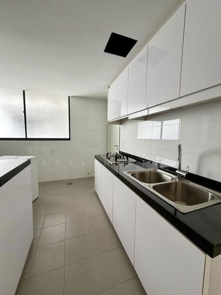 Service Residence for Sale at Serviced Residence @ KL Trillion - Adeline Teh - Kitchen - PropertyGuru.com.my