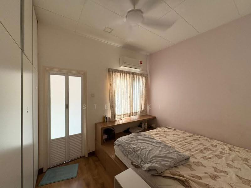 Rumah Teres untuk Dijual di Kota Kemuning (Shah Alam) - STEVE KI - Bedroom - PropertyGuru.com.my