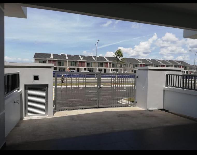 Rumah Teres 1-Tingkat untuk Dijual di Taman Sri Penawar (Pengerang) - Firdaus Dauz - Exterior - PropertyGuru.com.my
