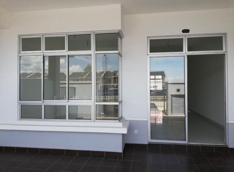 Rumah Teres 1-Tingkat untuk Dijual di Taman Sri Penawar (Pengerang) - Firdaus Dauz - Exterior - PropertyGuru.com.my