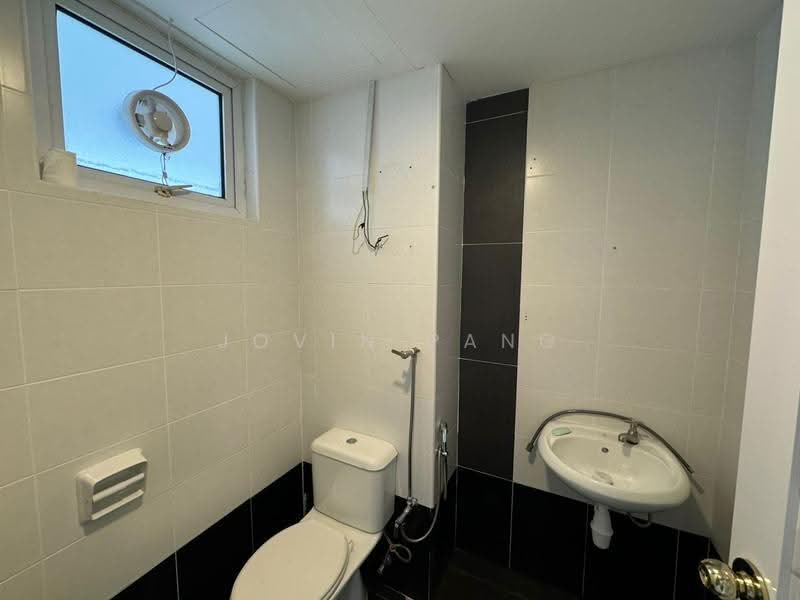 Kondominium untuk Disewa di Summer Place - Jovin Pang - Bathroom - PropertyGuru.com.my
