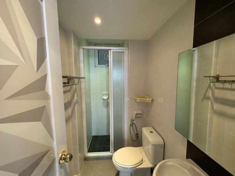 Kondominium untuk Disewa di Summer Place - Jovin Pang - Bathroom - PropertyGuru.com.my