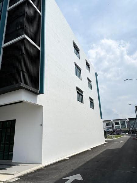 Shop / Office for Sale in Bandar Baru Permas Jaya (Permas Jaya) - VL Lee - Exterior - PropertyGuru.com.my