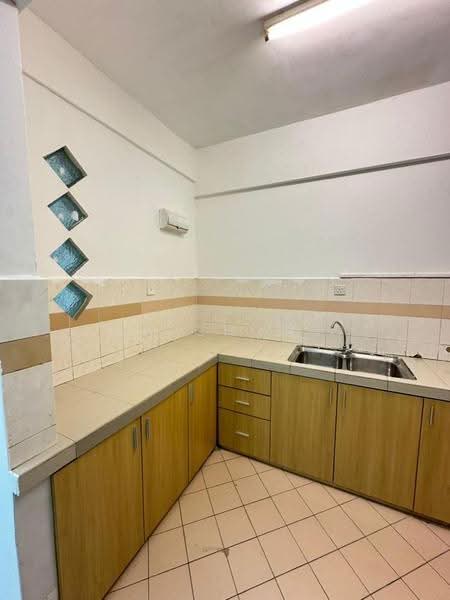 Condominium for Rent at Sri Hijau - CK Chong - Kitchen - PropertyGuru.com.my