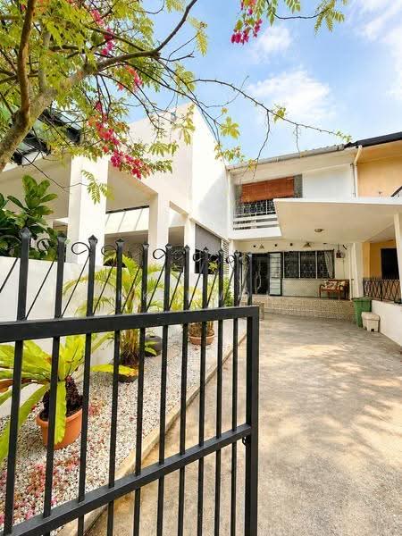 Rumah Teres 2-Tingkat untuk Disewa di Pulau Tikus (Penang) - KK Kwok - Exterior - PropertyGuru.com.my