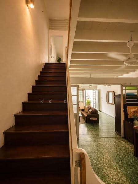 Rumah Teres 2-Tingkat untuk Disewa di Pulau Tikus (Penang) - KK Kwok - Living Room - PropertyGuru.com.my