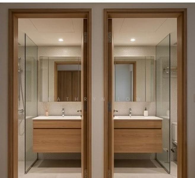 Kediaman Servis untuk Dijual di Third Avenue - Kathryn Low - Bathroom - PropertyGuru.com.my