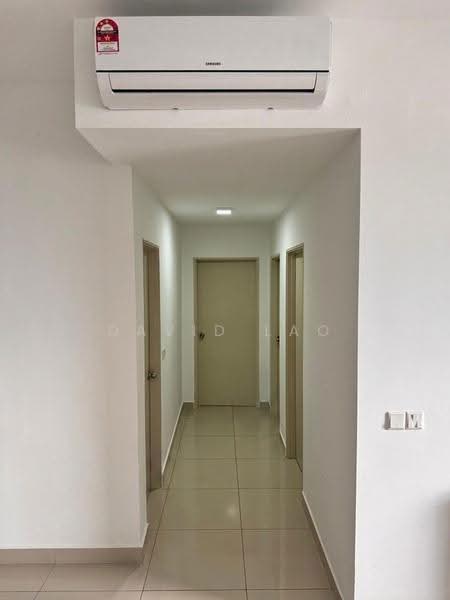 Kondominium untuk Disewa di Topaz Residence - David Lao - Corridor - PropertyGuru.com.my