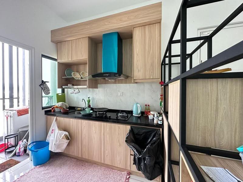 Kondominium untuk Disewa di The Sky Residence - Max Yee - Kitchen - PropertyGuru.com.my