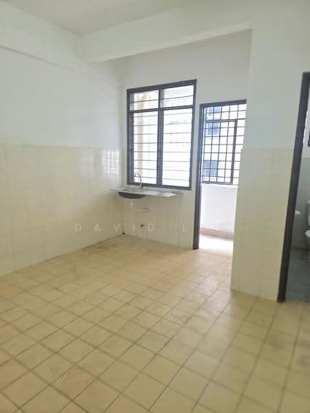 Rumah Flat untuk Disewa di Hata Square - David Lao - Kitchen - PropertyGuru.com.my