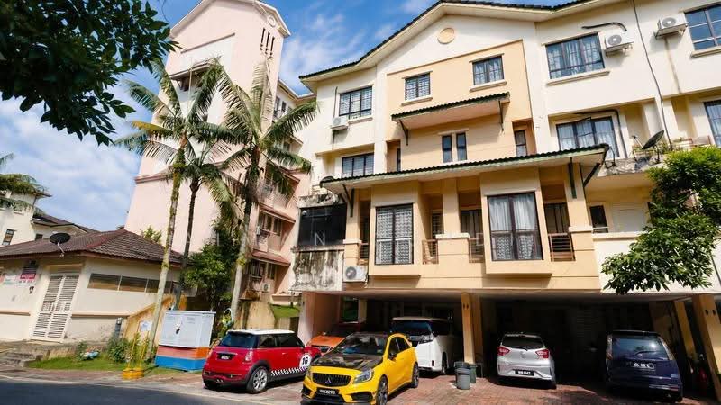 Rumah Bandar untuk Dijual di Ulu Kelang (Selangor) - AIMAN ZUHDI - PropertyGuru.com.my