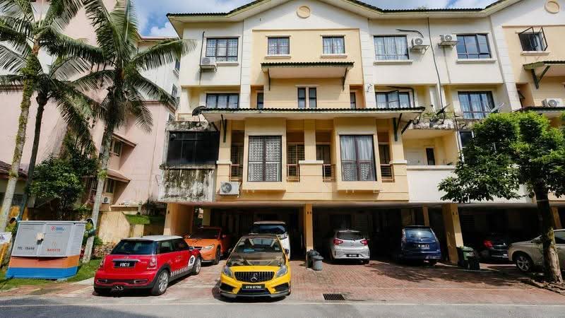 Rumah Bandar untuk Dijual di Ulu Kelang (Selangor) - AIMAN ZUHDI - PropertyGuru.com.my