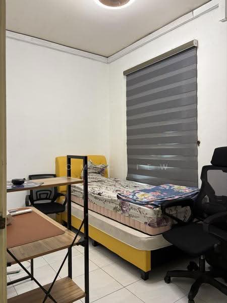 Pangsapuri untuk Dijual di Sri Akasia - Tom Chiew - Bedroom - PropertyGuru.com.my