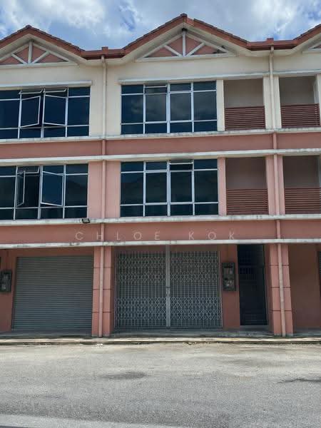 Shop for Sale in Batu 17 Rawang (Rawang) - Chloe Kok - Exterior - PropertyGuru.com.my