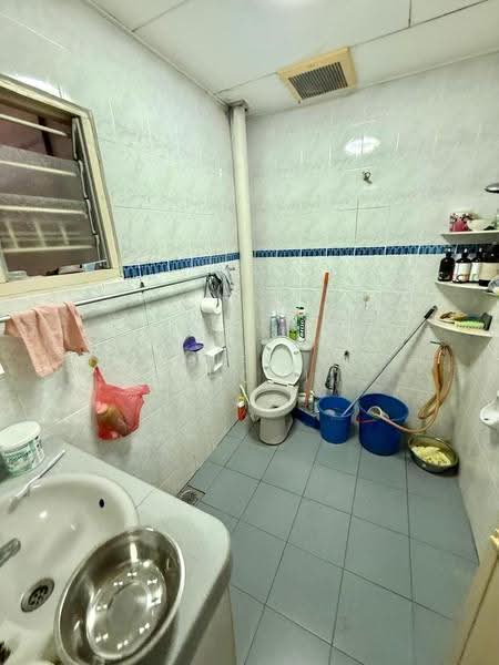Rumah Teres 1-Tingkat untuk Dijual di Taman Bercham Baru (Ipoh) - Angielina Chooi - Bathroom - PropertyGuru.com.my