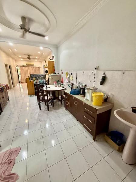 Rumah Teres 1-Tingkat untuk Dijual di Taman Bercham Baru (Ipoh) - Angielina Chooi - Living Room - PropertyGuru.com.my