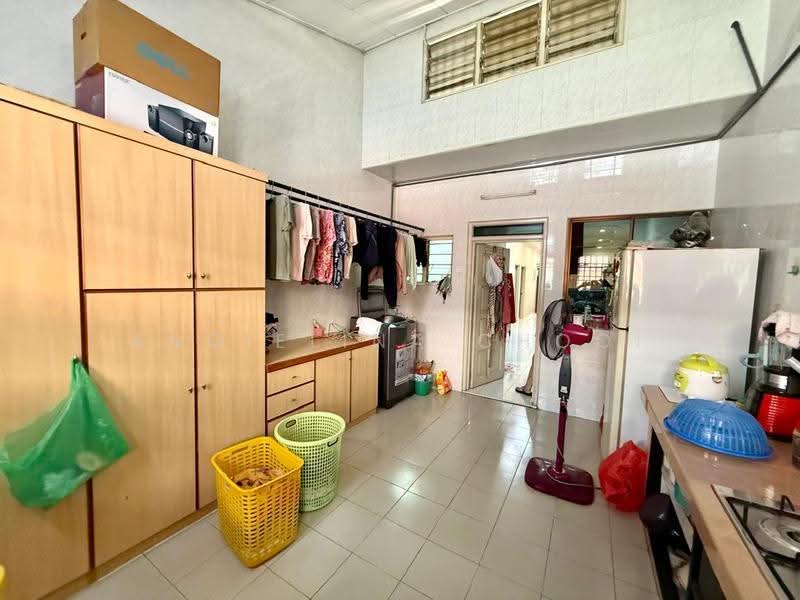 Rumah Teres 1-Tingkat untuk Dijual di Taman Bercham Baru (Ipoh) - Angielina Chooi - Kitchen - PropertyGuru.com.my