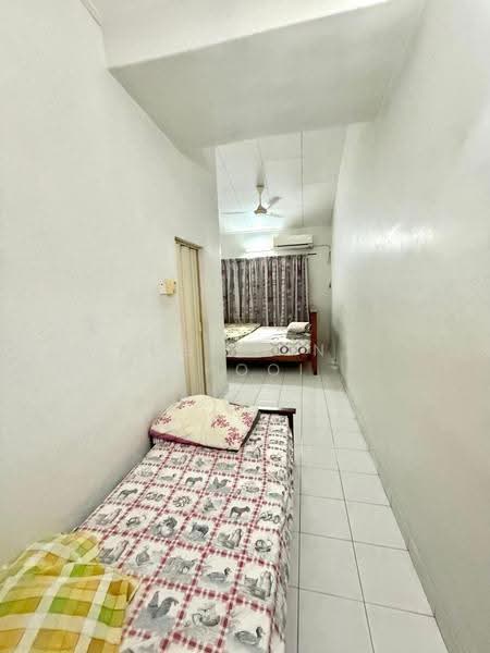 Rumah Teres 1-Tingkat untuk Dijual di Taman Bercham Baru (Ipoh) - Angielina Chooi - Corridor - PropertyGuru.com.my