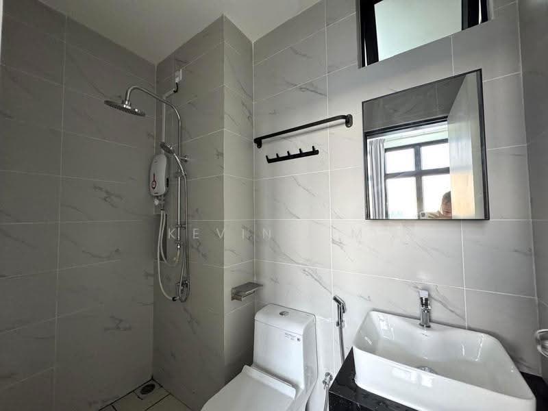 Kediaman Servis untuk Disewa di Space Residency - Kevin Lim - Bathroom - PropertyGuru.com.my