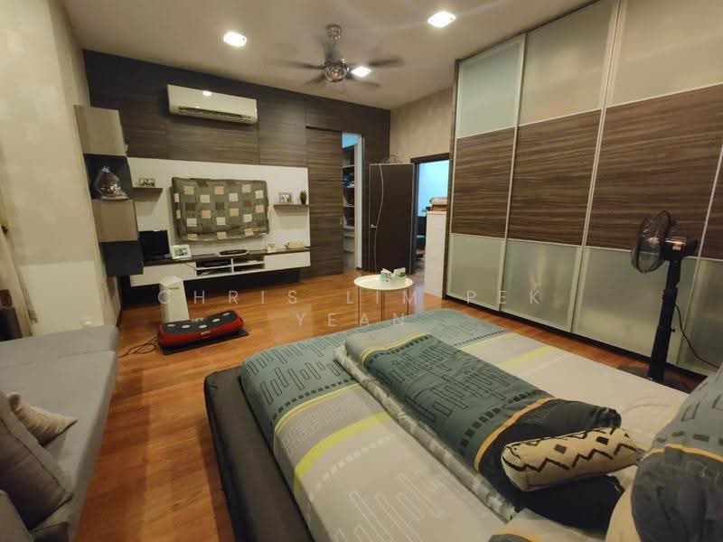 Semi-Detached House for Sale in Taman Vista Mutiara (Bandar Sungai Long) - Chris Lim Pek Yean - Bedroom - PropertyGuru.com.my