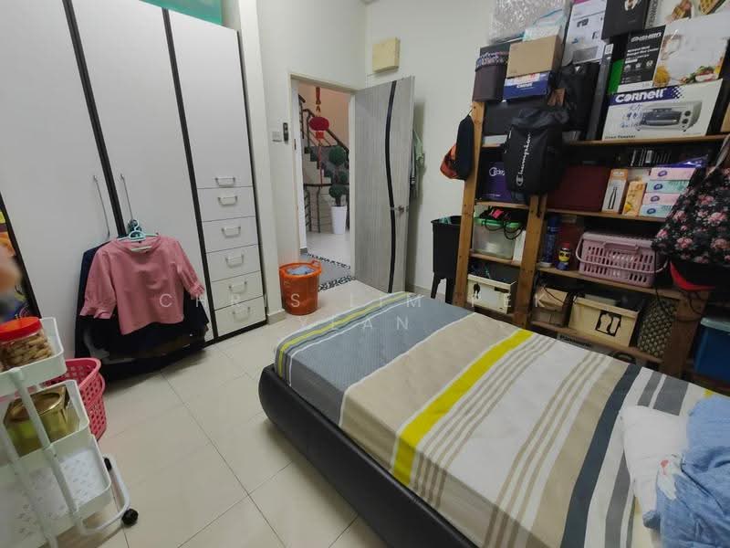 Semi-Detached House for Sale in Taman Vista Mutiara (Bandar Sungai Long) - Chris Lim Pek Yean - Bedroom - PropertyGuru.com.my