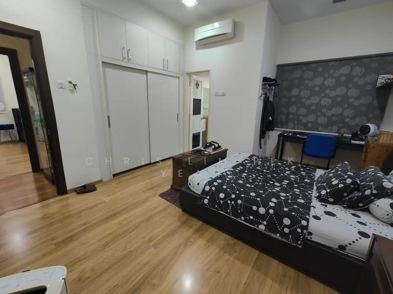 Semi-Detached House for Sale in Taman Vista Mutiara (Bandar Sungai Long) - Chris Lim Pek Yean - Bedroom - PropertyGuru.com.my