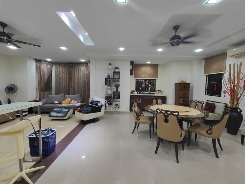 Semi-Detached House for Sale in Taman Vista Mutiara (Bandar Sungai Long) - Chris Lim Pek Yean - Living Room - PropertyGuru.com.my