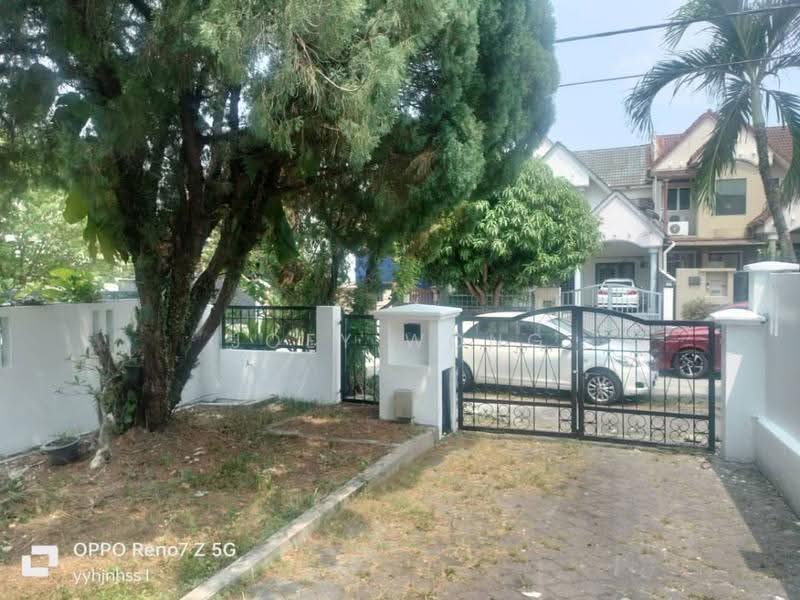2-storey Terraced House for Rent in Usj 2 (Subang Jaya) - Joey Wong - Exterior - PropertyGuru.com.my