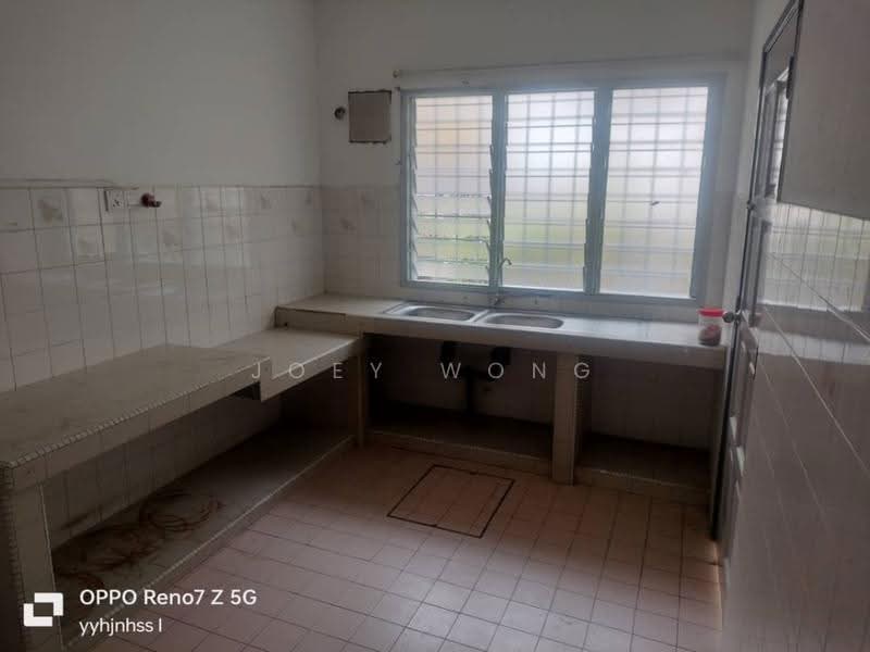 2-storey Terraced House for Rent in Usj 2 (Subang Jaya) - Joey Wong - Kitchen - PropertyGuru.com.my