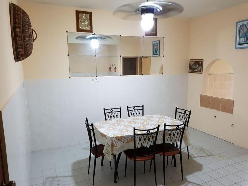 Rumah Teres 2-Tingkat untuk Dijual di Nilai Impian (Nilai) - Joe Matthew - Dining Room - PropertyGuru.com.my