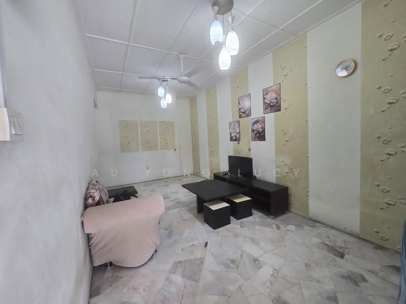 1-storey Terraced House for Rent in Bandar Baru Permas Jaya (Permas Jaya) - Au Yong Lucy - Living Room - PropertyGuru.com.my