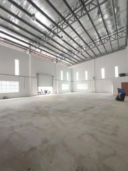 Semi-D Factory for Rent in Kempas Lama (Johor Bahru) - Sherlin To - Interior - PropertyGuru.com.my
