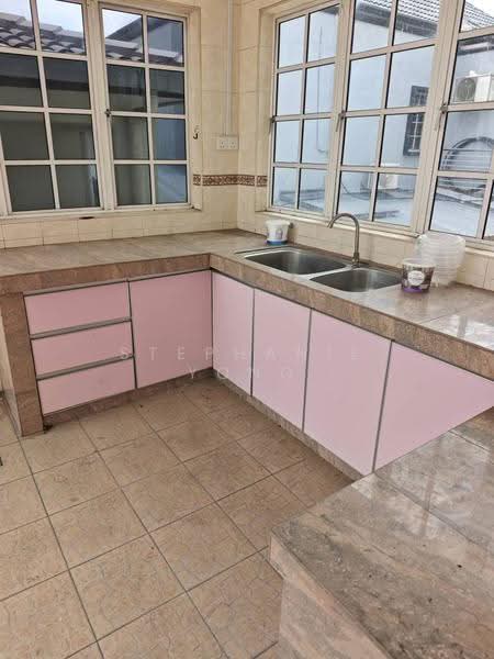 Rumah Teres untuk Disewa di Cheras (Selangor) - Stephanie Yong - Kitchen - PropertyGuru.com.my