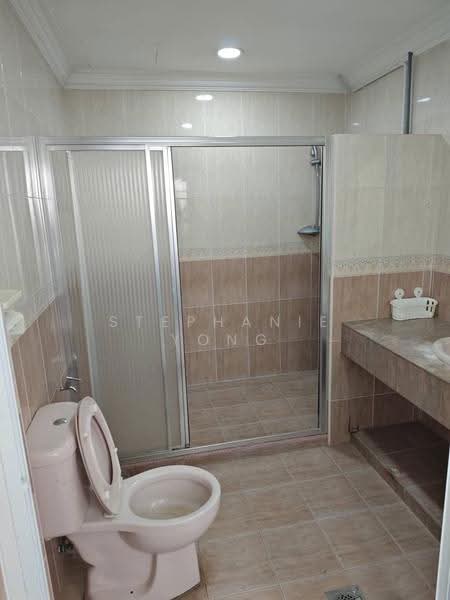 Rumah Teres untuk Disewa di Cheras (Selangor) - Stephanie Yong - Bathroom - PropertyGuru.com.my