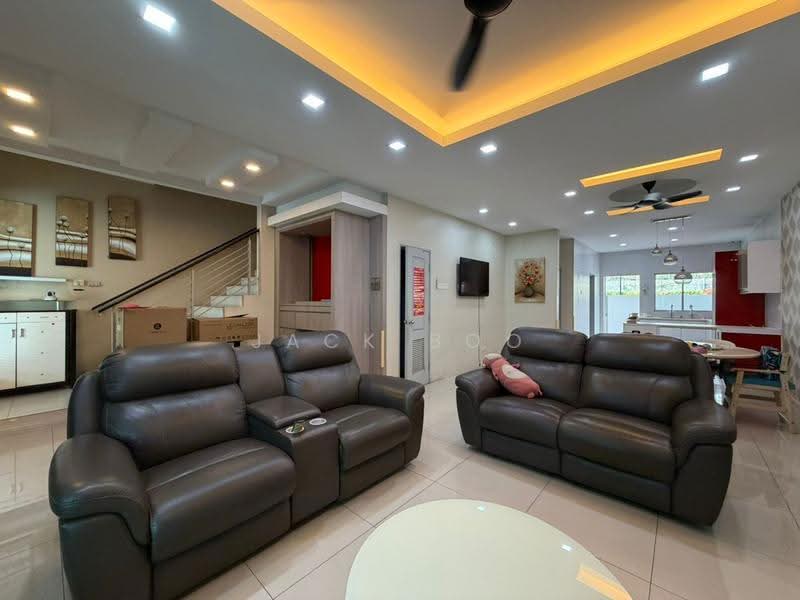 2-storey Terraced House for Sale in Ambang Botanic (Klang) - Jack Boo - Living Room - PropertyGuru.com.my