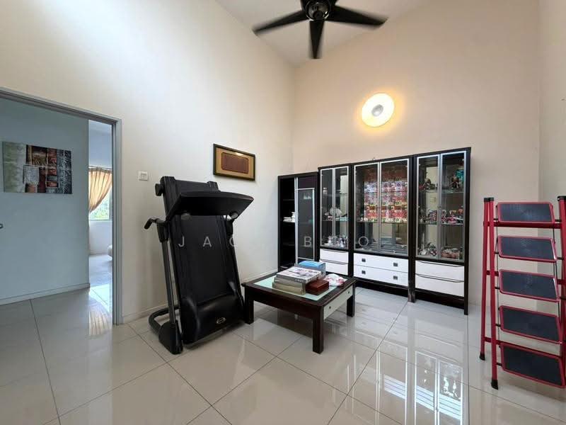 2-storey Terraced House for Sale in Ambang Botanic (Klang) - Jack Boo - Living Room - PropertyGuru.com.my