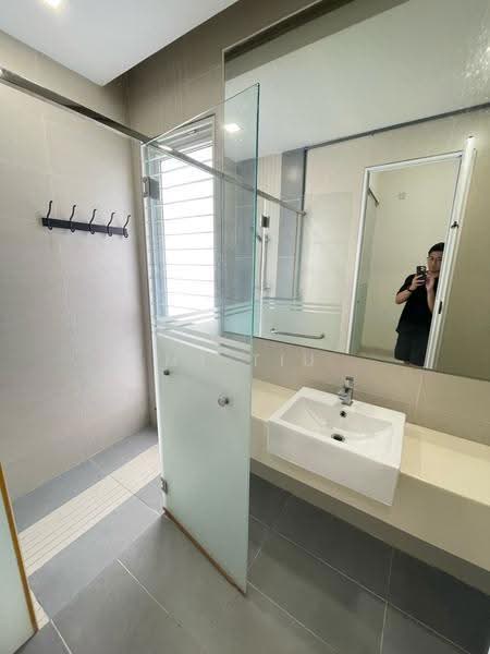 Bungalow House for Rent in Sunway Damansara (Kota Damansara) - MT Tiu - Bathroom - PropertyGuru.com.my