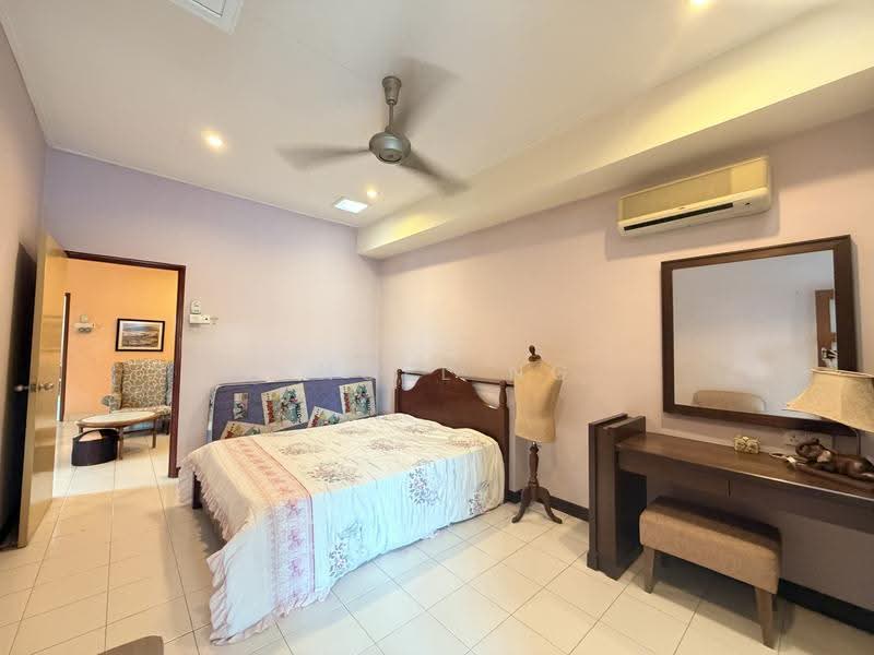 2-storey Terraced House for Sale in Taman Desa Wangsa (Cheras) - Angel Ng - Bedroom - PropertyGuru.com.my