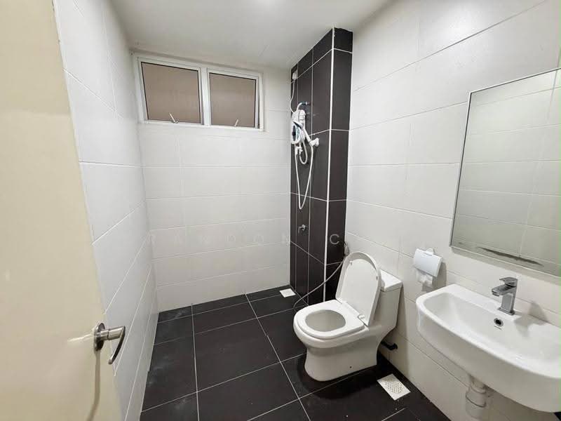 Kediaman Servis untuk Disewa di Twin Danga Residence - Brandon Chua - Bathroom - PropertyGuru.com.my