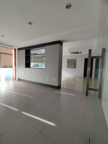 Semi-D Factory for Rent in Kawasan Perindustrian Balakong (Balakong) - Shaun Lee - Interior - PropertyGuru.com.my